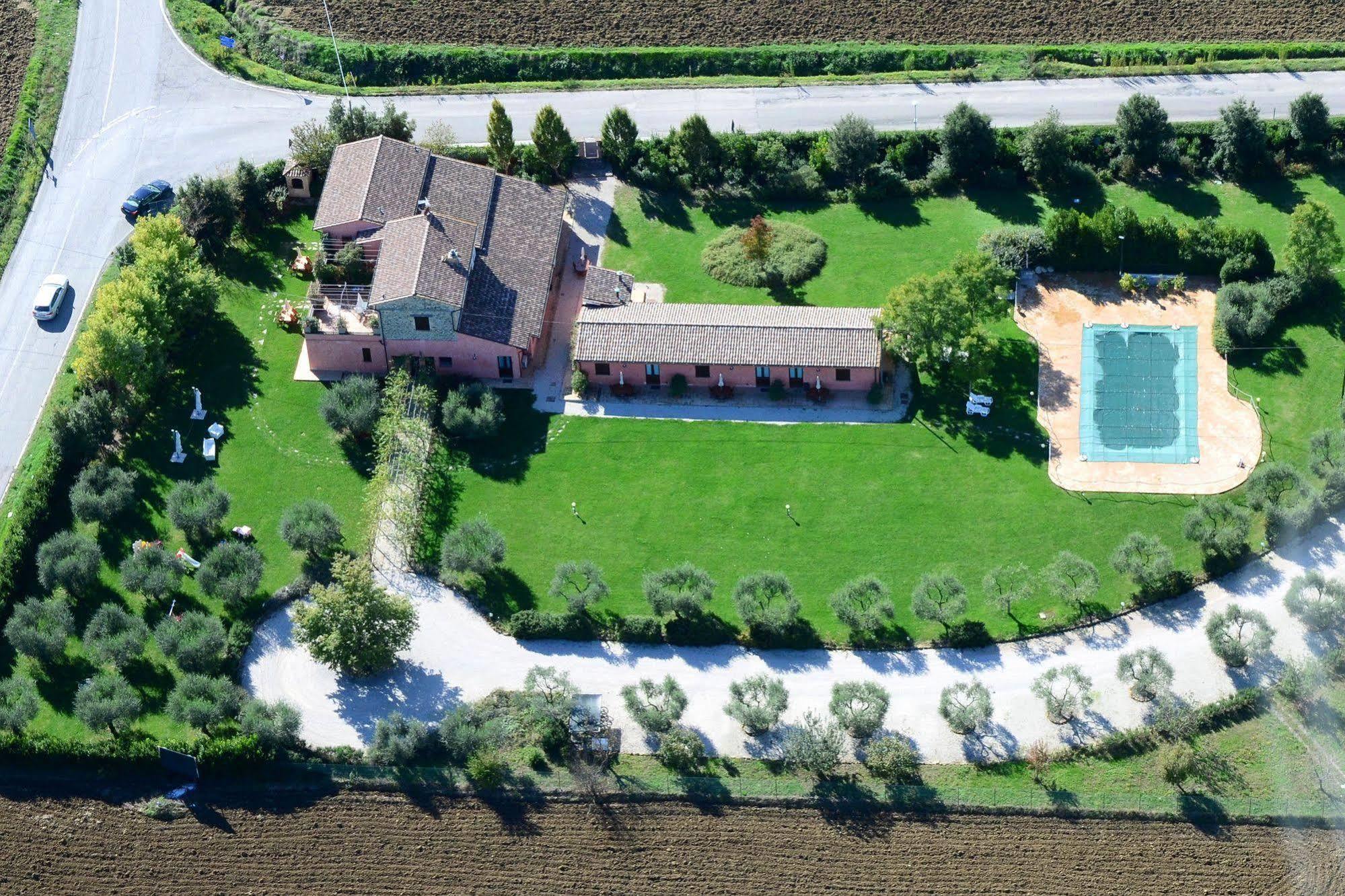 Agriturismo Casale Le Selvette Ripa Экстерьер фото